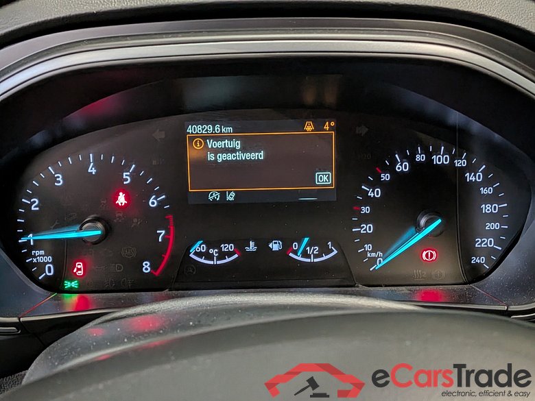 FORD FOCUS 1.0 EBH Titanium St. #6