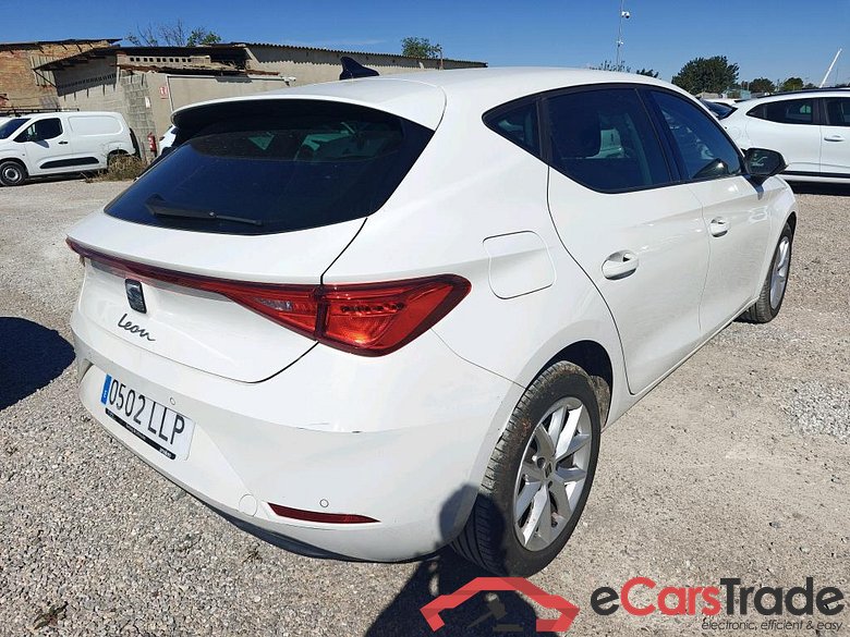 SEAT Nuevo León / 2020 / 5P / berlina con portón 2.0 TDI 85kW S&S Style Go(SP) #2