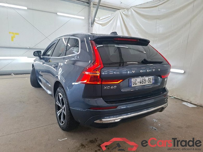 VOLVO XC60 / 2021 / 5P / SUV Recharge T6 340 Geartro Inscription Busi #2
