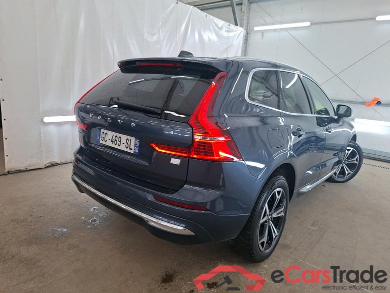 VOLVO XC60 / 2021 / 5P / SUV Recharge T6 340 Geartro Inscription Busi #3