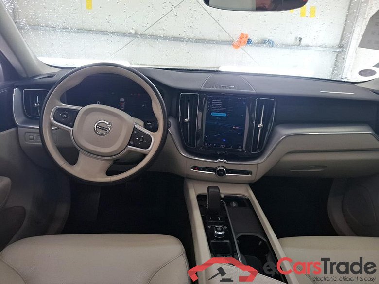 VOLVO XC60 / 2021 / 5P / SUV Recharge T6 340 Geartro Inscription Busi #5
