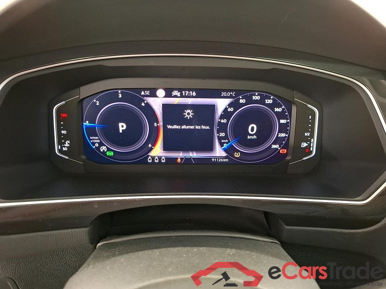 VOLKSWAGEN Tiguan / 2020 / 5P / SUV 2.0 TDI 150 DSG7 Elegance #6