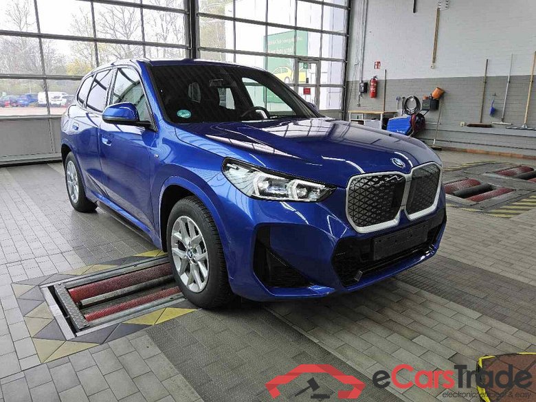 BMW iX1 (U11E)(2022->) DE - SUV5 30, xDrive M Sport, 2024 - 2026 #2