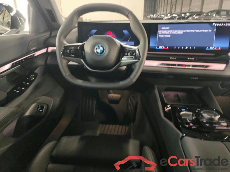 BMW I5 Touring i5 Touring eDrive40 250kW 250kW/340pk  5D/P Auto-1 - WLTP onvolledig #5