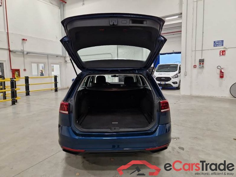 VOLKSWAGEN PASSAT / 2019 / 5P / STATION WAGON VAR. 2.0TDI SCR EVO 110KW BUSINESS DSG #5