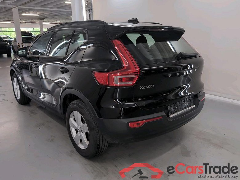 VOLVO XC40 1.5 T2 GEARTRONIC MOMENTUM CORE #3