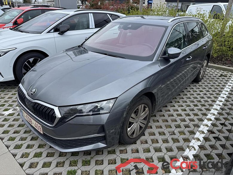SKODA Octavia Combi 1.5 TSI eTec MHEV Corporate DSG