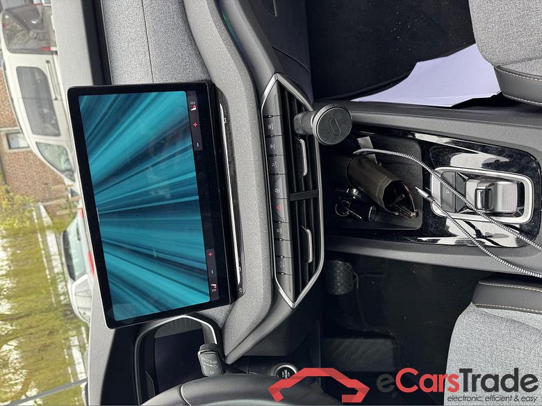 SKODA Octavia Combi 1.5 TSI eTec MHEV Corporate DSG #6