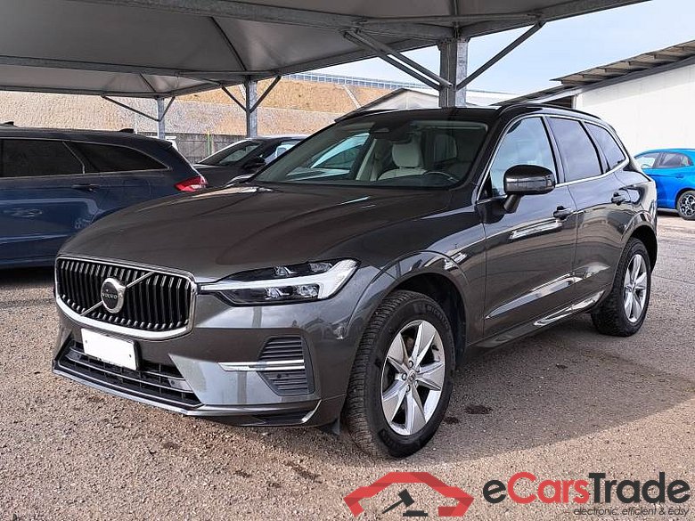 VOLVO XC60 / 2021 / 5P / SUV B4 D AWD AUTOMATICO MOMENTUM PRO #1