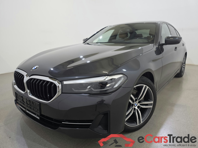 BMW 520d Aut. LED-Xenon LC-Pro ACC Navi-Pro Sport-Leather KeylessGo Camera Klima PDC ... #1