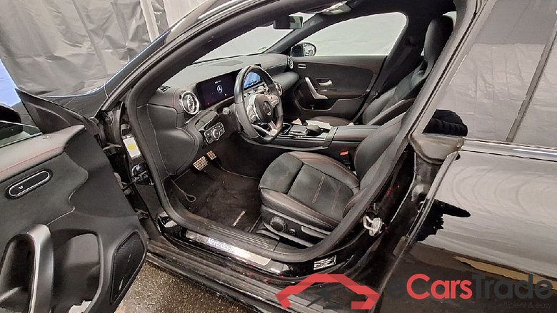 CLA -Klasse Shooting Brake CLA 200 d (118.612)AMG AMG Line 110KW AT8 E6d #4