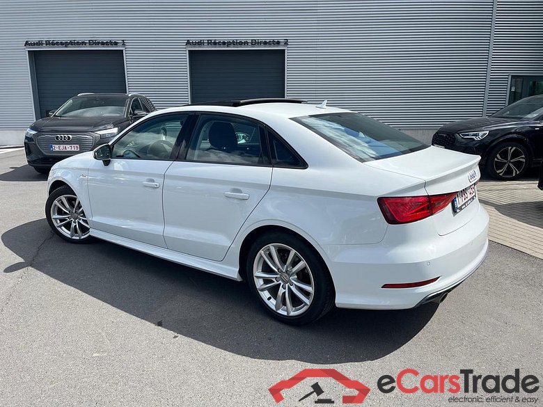 AUDI A3 Sedan Audi A3 Berline Ambition 1.6 TDI  81(110) kW(ch) 6 vitesses #4