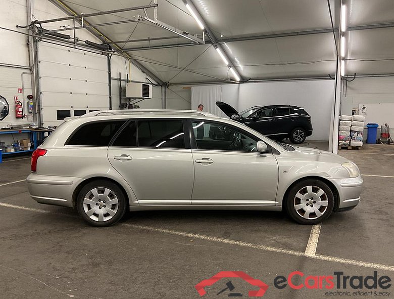 TOYOTA Avensis SW Avensis SW 1.8i VVT-i 16v Linea Luna #2