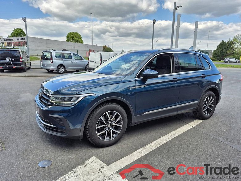 VOLKSWAGEN Tiguan Tiguan Life Business 1.5 TSI ACT OPF 96 kW (130 ch) 6 vitesses manuel