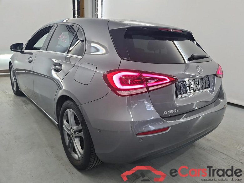 MERCEDES-BENZ CLASSE A DIESEL (W177) A 180 d Launch Edition (EU6d-TEMP) STOCK #3