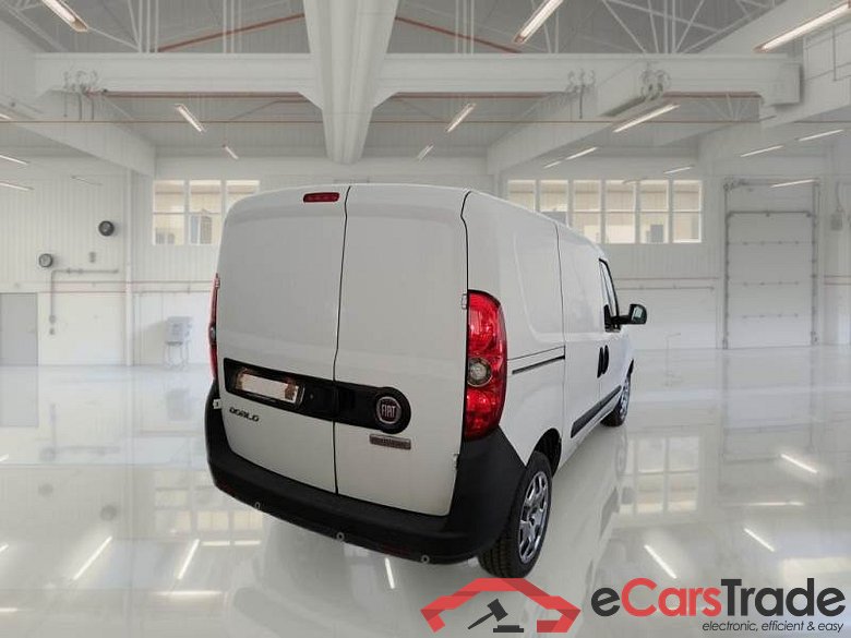 FIAT DOBLÒ CARGO / 2014 / 4P / VETT. FURGONATA CH1 LOUNGE 1.6 MJET 120CV E6D SeS #2