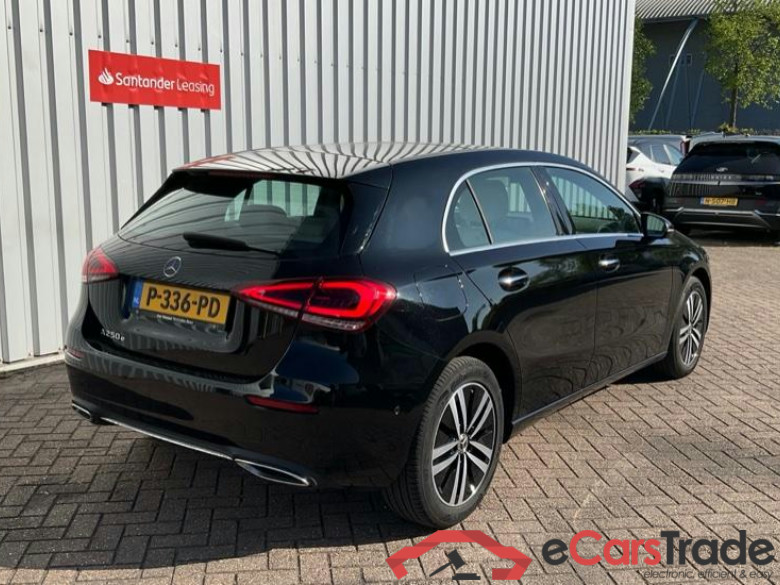 MERCEDES-BENZ A-KLASSE 250e phev business sol luxury limited 160kW 8g-dct aut #5