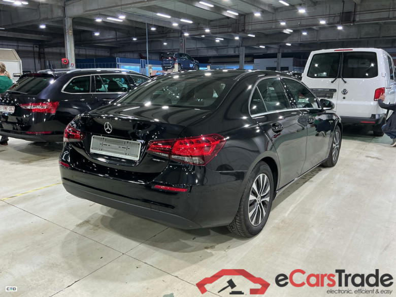 MERCEDES-BENZ CLASSE A SEDAN DIESEL (V177) A 180 d Business Solution #4