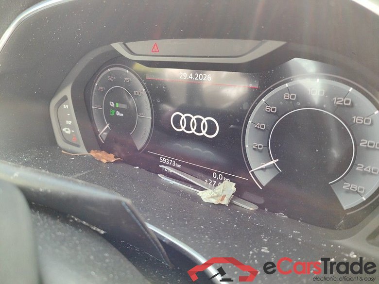 Audi Q3 45 TFSI e S tronic S Line 5d !!! Damaged car !!!! VERKOOP met enkel IB II  !!!! VERKoop met enkel IB II !!!!!! #3