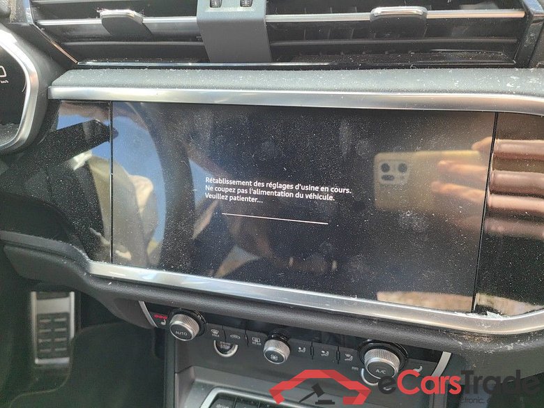 Audi Q3 45 TFSI e S tronic S Line 5d !!! Damaged car !!!! VERKOOP met enkel IB II  !!!! VERKoop met enkel IB II !!!!!! #4