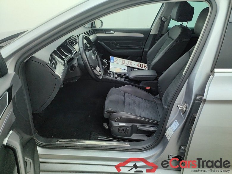 Volkswagen Passat Variant 1.5 TSI OPF Elegance Business 5d #3
