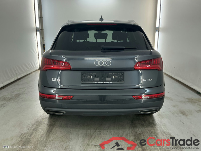 AUDI Q5 DIESEL - 2017 30 TDi Business Edition S tronic #5