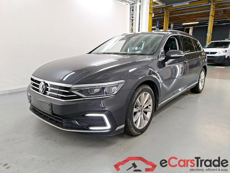 VOLKSWAGEN PASSAT VARIANT 1.4 TSI MSQ VARIANT GTE BUSINESS #1