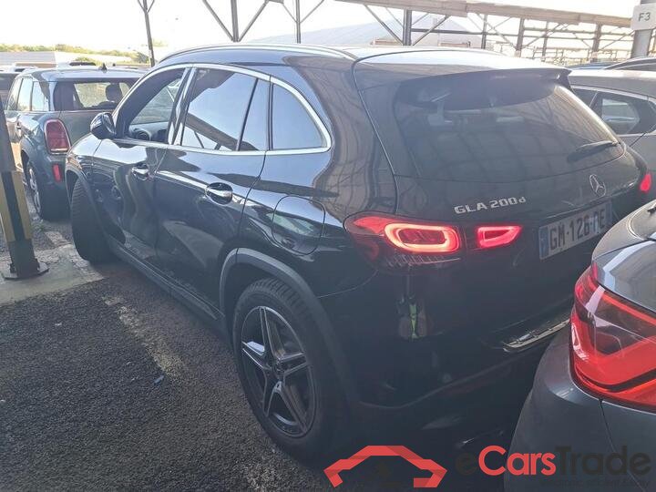 Mercedes GLA 200d AMG Night Aut. Pano LED-Multibeam Widescreen Ambient Navi 1/2 Sport-Leather-Alcantara KeylessGo Camera Klima PDC ... #4