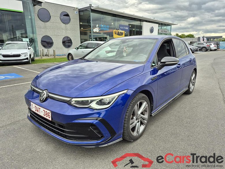 VOLKSWAGEN Golf VIII Golf R-Line Business Premium 1.5 TSI 96 kW (130 ch) 6 vitesses manuel #1