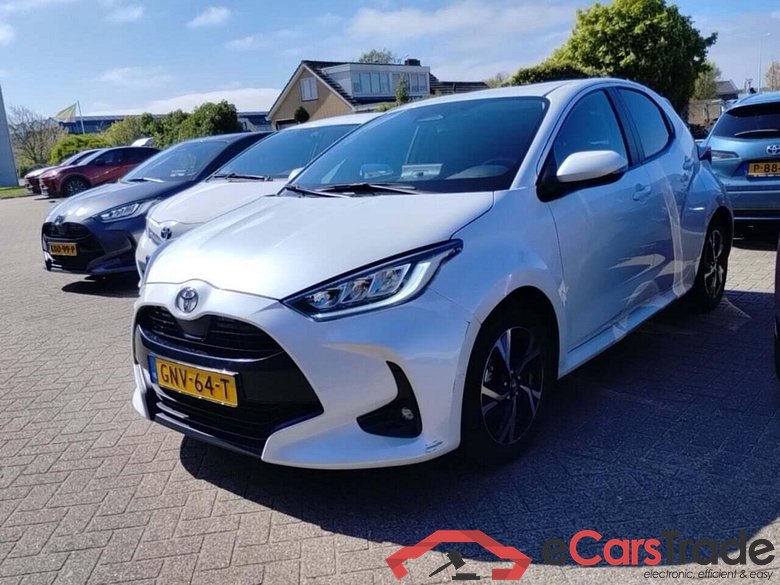 TOYOTA YARIS 1.5 Hybrid 115 First Edition #1