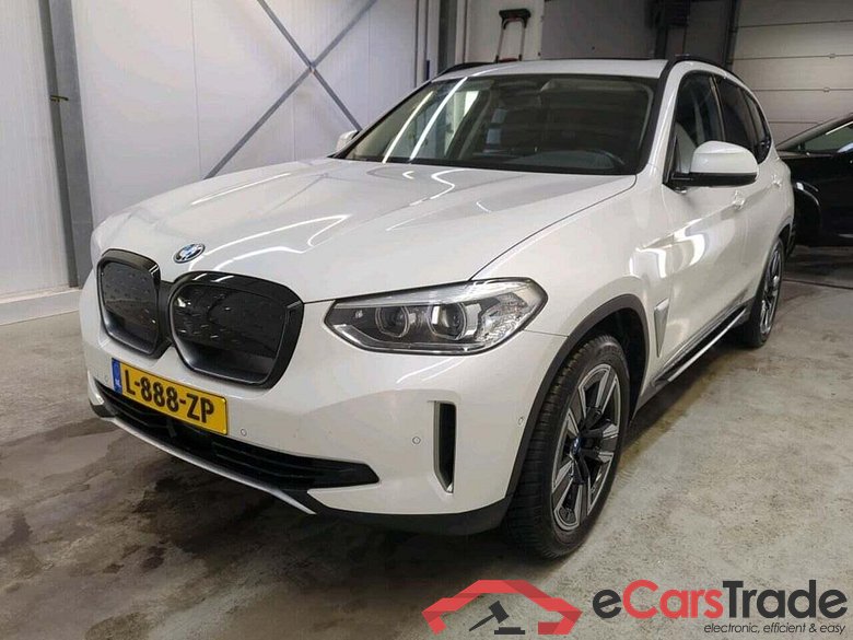 BMW iX3 Executive #1