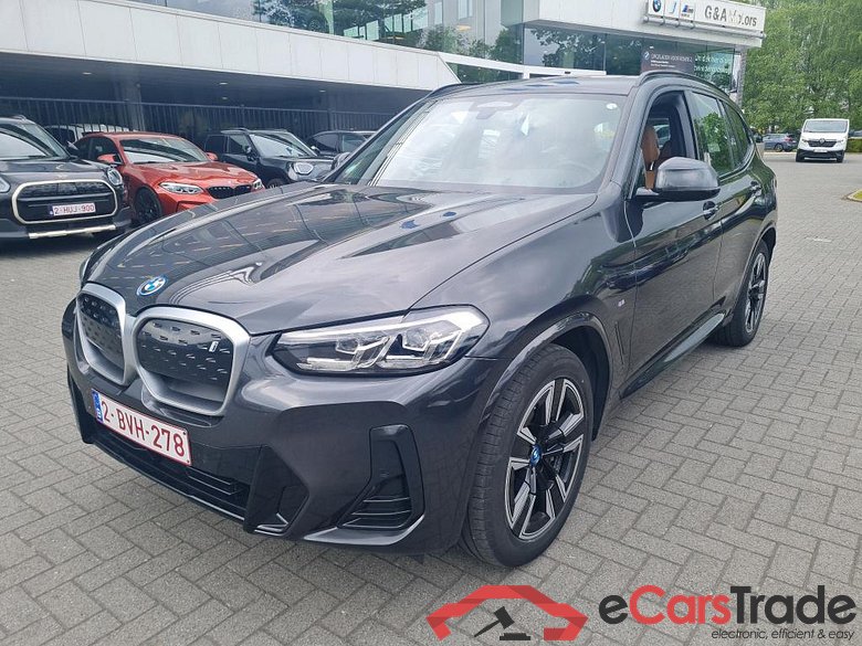 BMW IX3 80KWH AUTO
