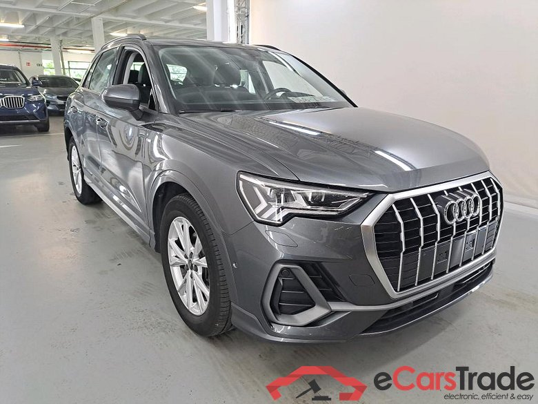 AUDI Q3 1.5 35 TFSI S TRONIC S LINE BUSINESS ED #2