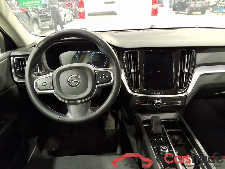 VOLVO V60 2.0 B3 MHEV MOMENTUM PRO DCT #6