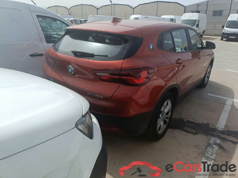 BMW X2 / 2017 / 5P / todoterreno xDrive25e Auto #2