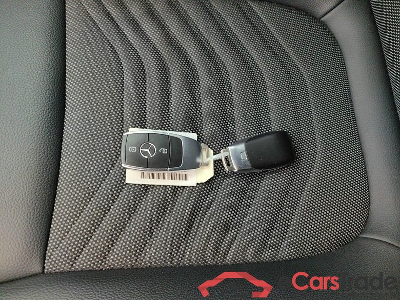 MERCEDES CLASSE A (W177) - A 250 e 160 Business Solution (EU6d-TEMP) 5d Auto #4