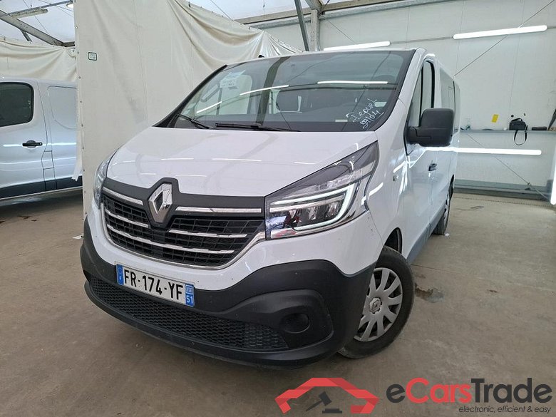 RENAULT Trafic / 2019 / 4P / Combi Zen L1 dCi 120 S&S - 8 pl