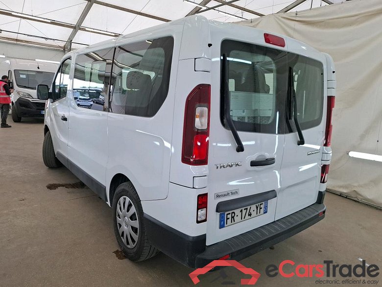 RENAULT Trafic / 2019 / 4P / Combi Zen L1 dCi 120 S&S - 8 pl #2