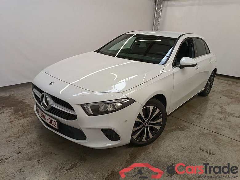 Mercedes-Benz A-Klasse A 250 e Business Solution 5d #1