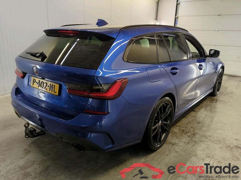 BMW 3-serie Touring 330e Bns Ed.P #2