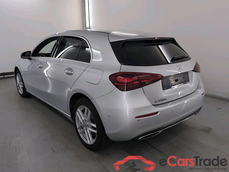 MERCEDES-BENZ A-CLASS 1.3 A 250 E PHEV LUXURY LINE DCT #3