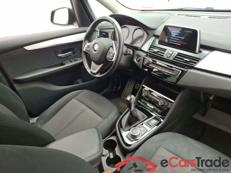 BMW 216d Gran Tourer LED-Xenon Navi KeylessGo Camera Klima PDC ... #6