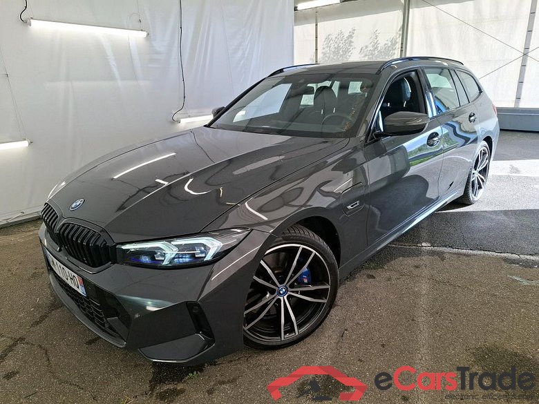 BMW Série 3 Touring / 2022 / 5P / Break 330e xDrive 292ch M Sport BVA8 Hybride #1