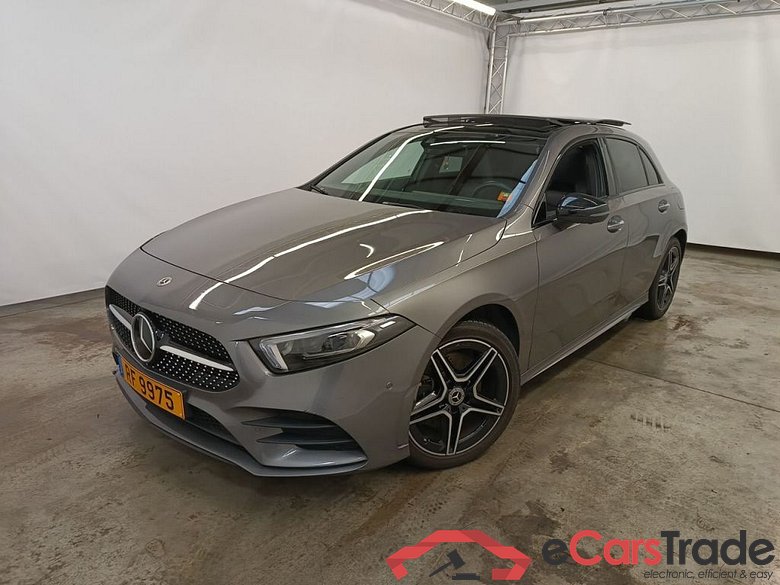 Mercedes-Benz Classe A Hatchback A 250 e AMG Line DCT 5d #2