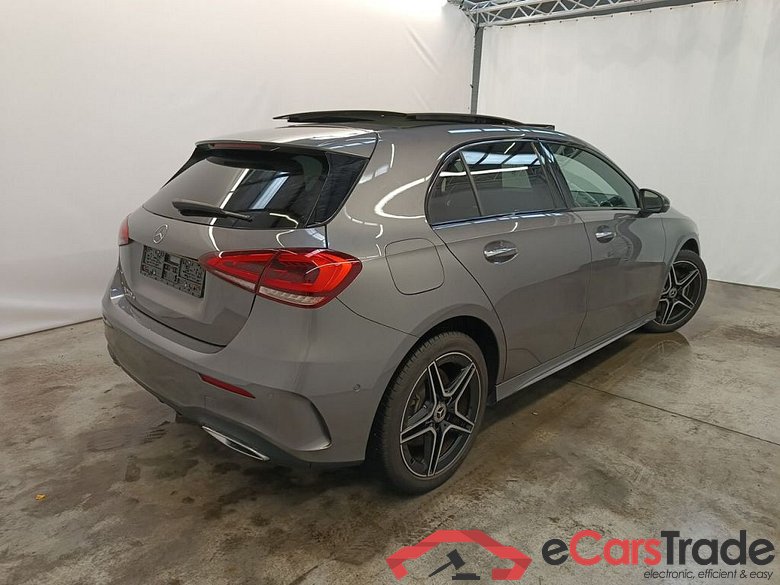 Mercedes-Benz Classe A Hatchback A 250 e AMG Line DCT 5d #4