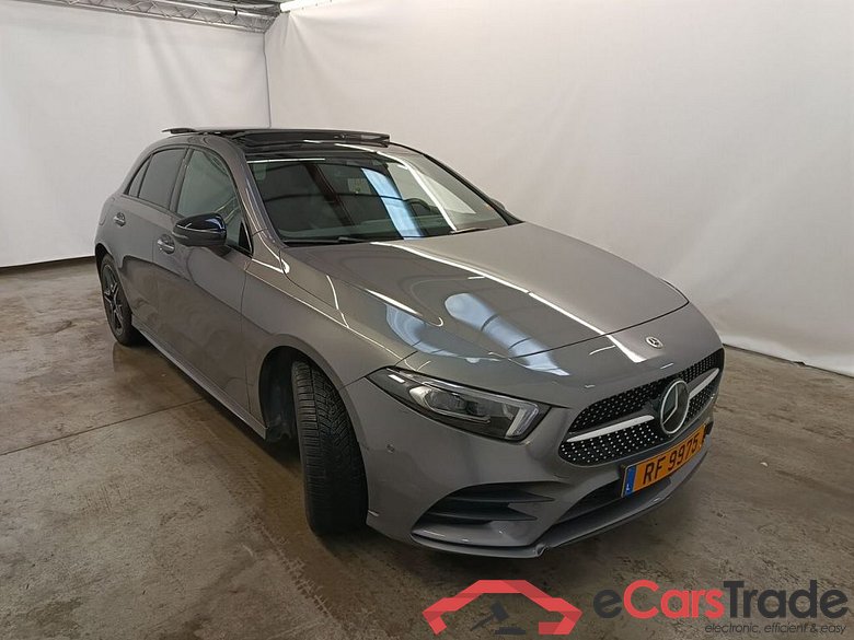 Mercedes-Benz Classe A Hatchback A 250 e AMG Line DCT 5d #5
