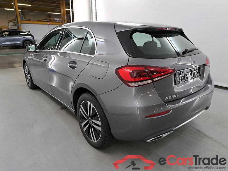 MERCEDES-BENZ A-CLASS 1.3 A 250 E DCT BUSINESS SOLUTION #3