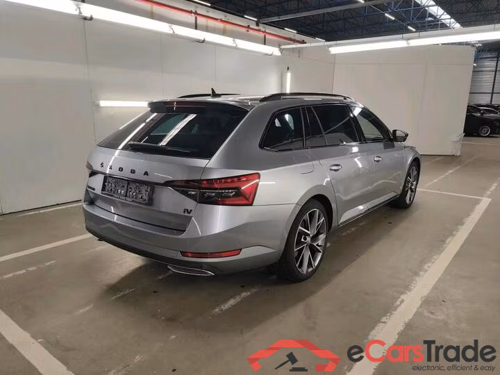 Skoda Superb Combi Superb Combi 1.4 TSI iV DSG6 Sportline (PHEV) 160kW/218pk  5D/P Auto-6 #4