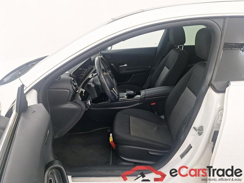 MERCEDES-BENZ CLASSE CLA SHOOTING BRAKE DIES CLA 180 d Business Solution #5