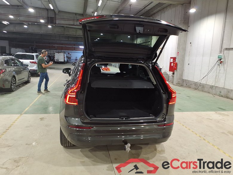 VOLVO XC60 2.0 B4 P MHEV MOMENTUM PRO AUTO #3